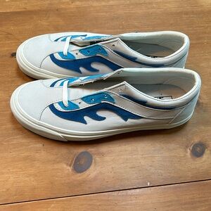 Vans Bold Ni Flamethrower Skate Shoes Ultracush